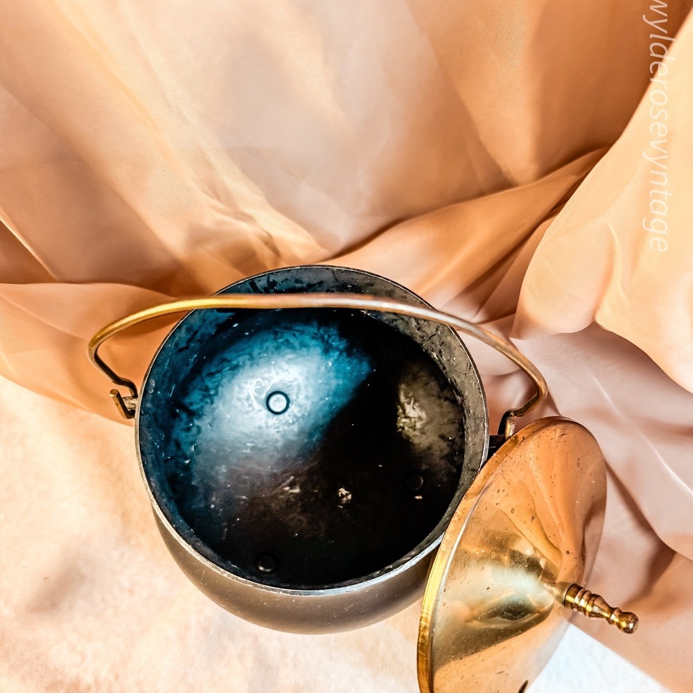 Smudge Pot Cauldron - Picture 3 of 6